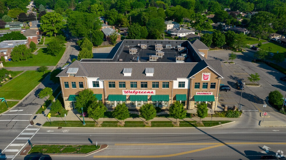 More Photos Of 3141 Tremont Rd, Upper Arlington Drugstore For Lease