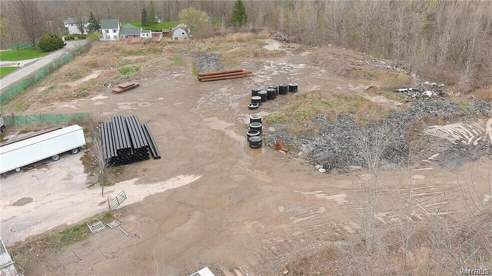 More Photos Of 4529 Mill St, Medina Service For Sale