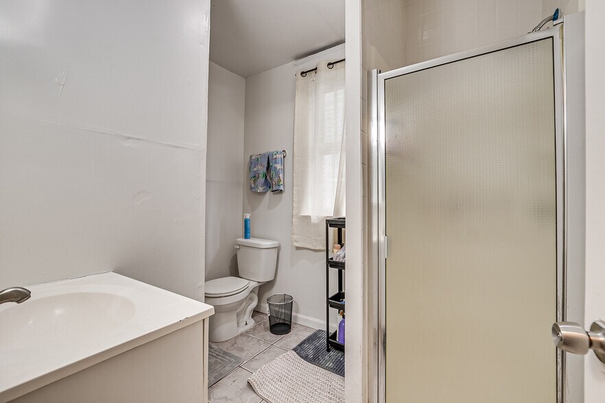 More Photos Of 60 Huntington St, New Brunswick Apartments For Sale