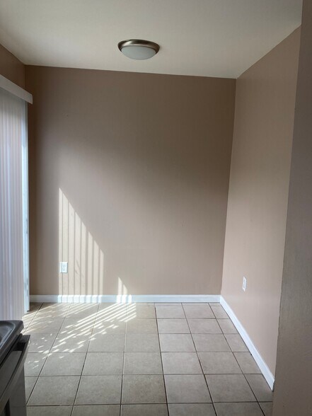 More Photos Of 4908 Northcutt Pl, Dayton Apartments For Sale