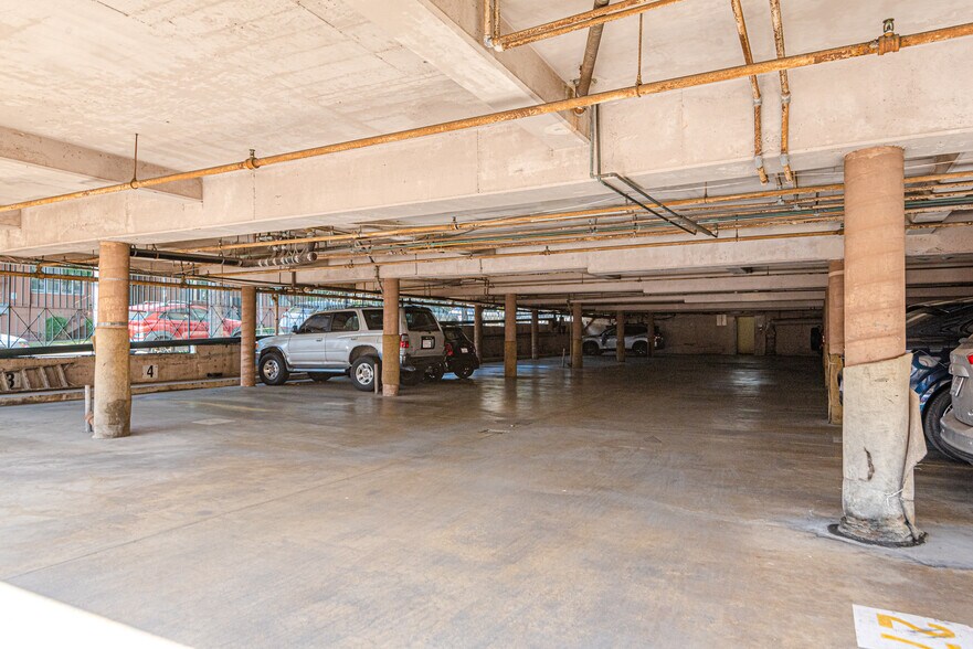 More Photos Of 8130 Norton Ave, West Hollywood Apartments For Sale