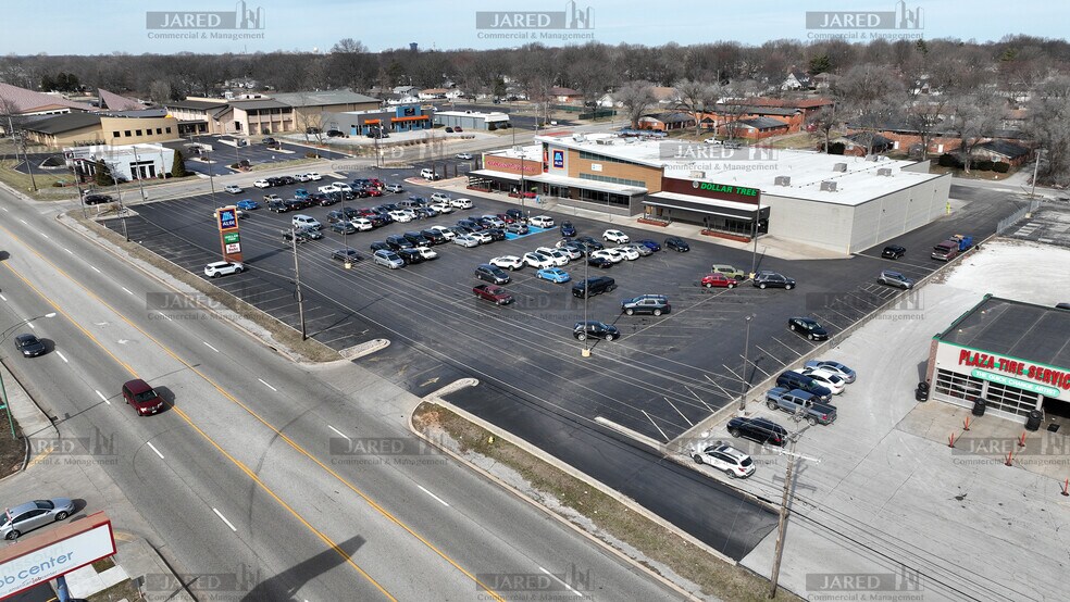 More Photos Of 2843 E Sunshine St, Springfield General Retail For Lease