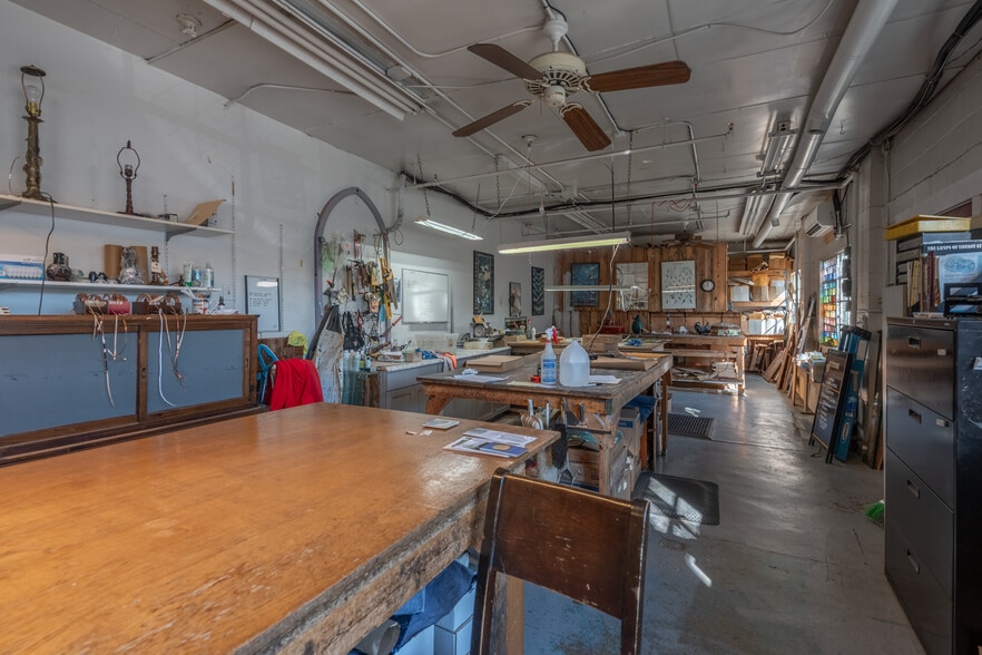 More Photos Of 220 Xenia Ave, Yellow Springs Storefront For Sale