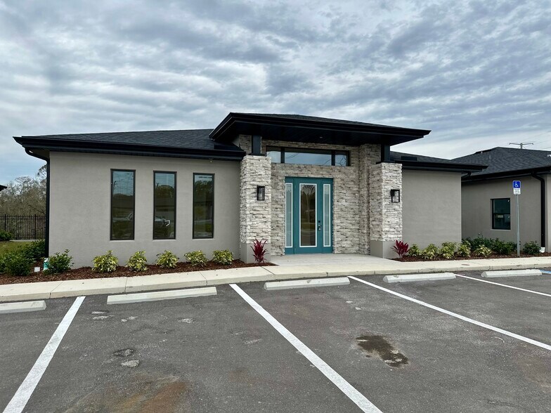 More Photos Of McKendree Rd, San Antonio Office For Sale