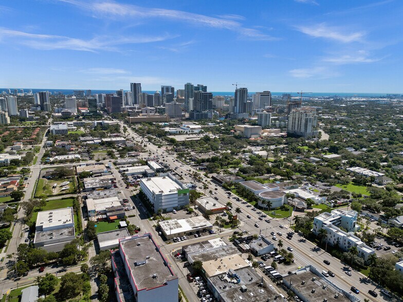 More Photos Of 15-21 NW 9th Ave, Fort Lauderdale Warehouse For Sale