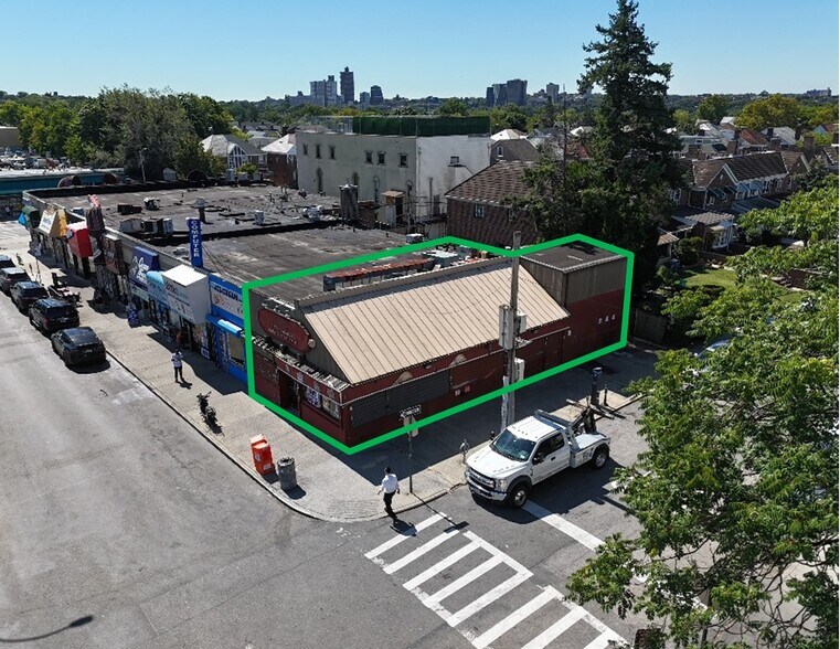 More Photos Of 71-24-71-46 Main St, Flushing Storefront For Lease