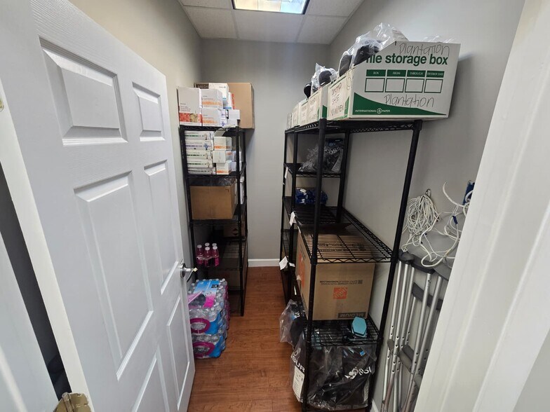 More Photos Of 201-209 SW 84th Ave, Plantation Medical For Lease