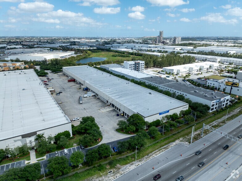 More Photos Of 12600-12608 NW 115th Ave, Medley Industrial For Sale
