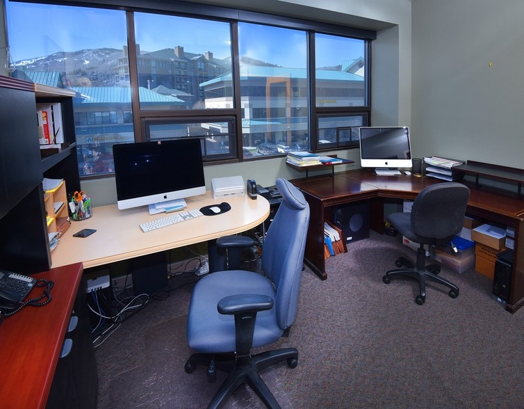 More Photos Of 30 Benchmark Rd, Avon Office For Sale