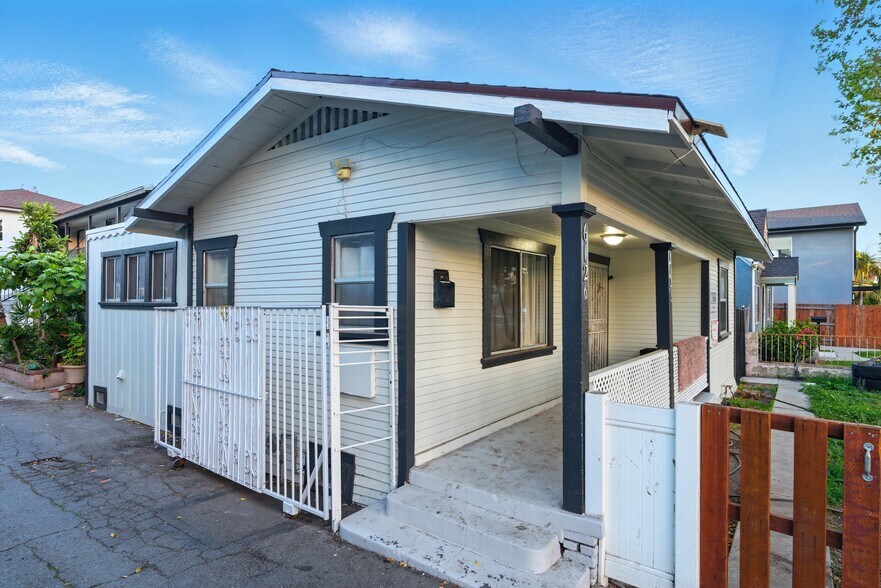 More Photos Of 6126 Brynhurst Ave, Los Angeles Apartments For Sale
