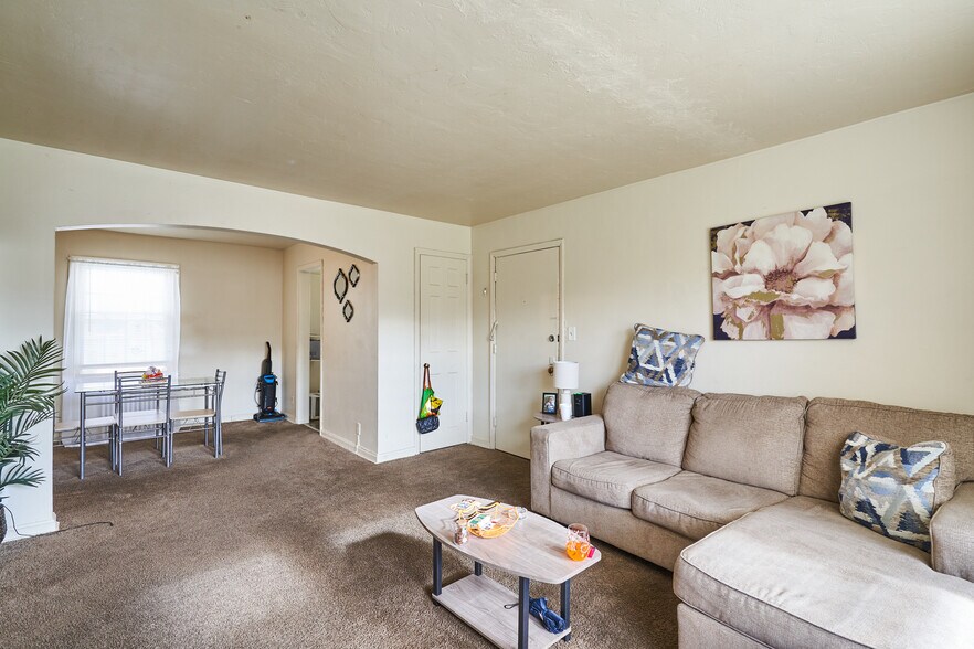 More Photos Of 1581-1589 Coventry Rd, Cleveland Multifamily For Sale