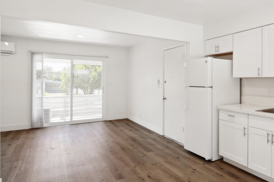 More Photos Of 2933 Eastern Ave, Sacramento Apartments For Sale