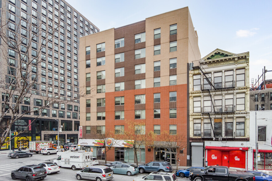 Primary Photo Of 200 E 125th St, New York Apartments For Lease