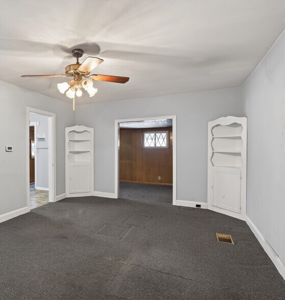More Photos Of 420 E Iris Dr, Nashville Office For Sale