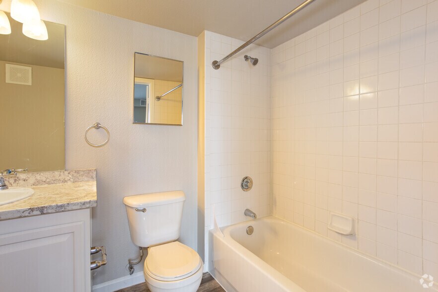 More Photos Of 10754 Belle Creek Blvd, Henderson Apartments For Lease