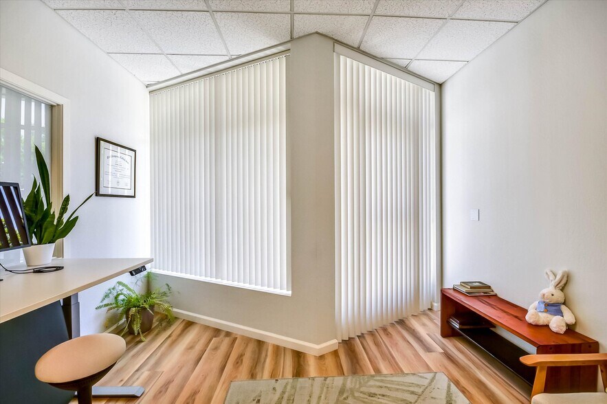 More Photos Of 1300 Grant Ave, Novato Office For Sale