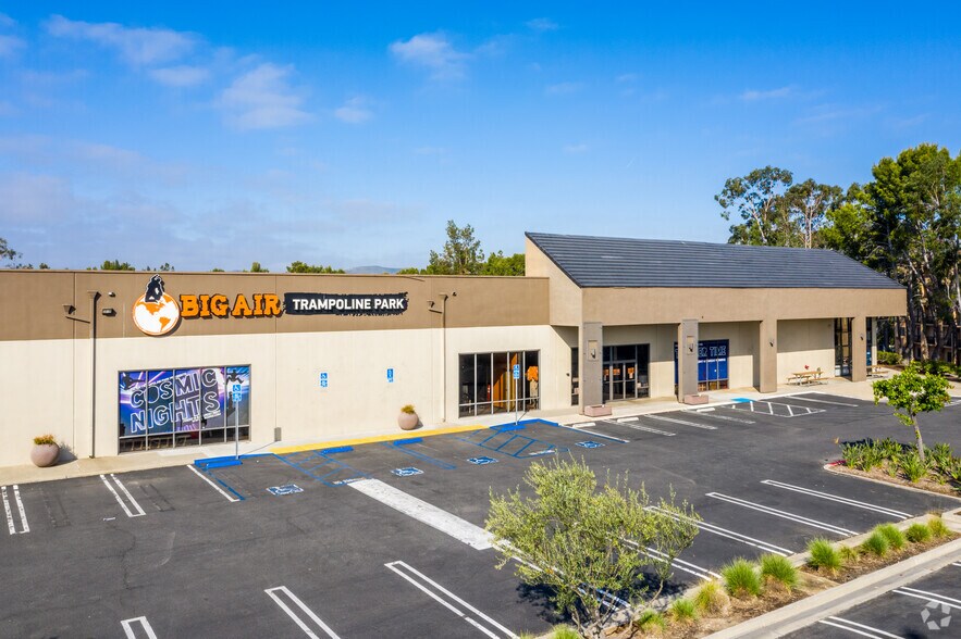 More Photos Of 23461 Ridge Route Dr, Laguna Hills Unknown For Lease