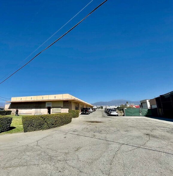 More Photos Of 850 S Cawston Ave, Hemet Manufacturing For Sale