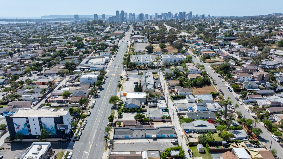 More Photos Of 3148 Market St, San Diego Office For Sale