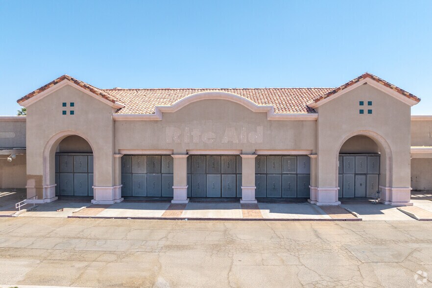 More Photos Of 890 E Hobsonway, Blythe Drugstore For Sale