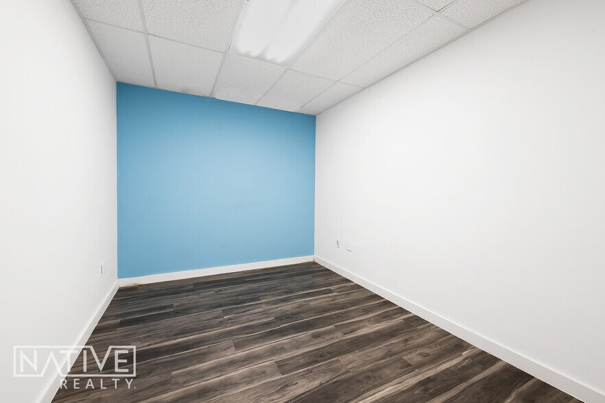 More Photos Of 2817 E Oakland Park Blvd, Fort Lauderdale Office For Sale
