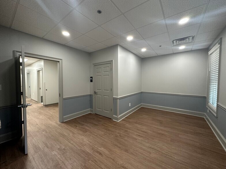 More Photos Of 1500 Oglethorpe Ave, Athens Medical For Sale