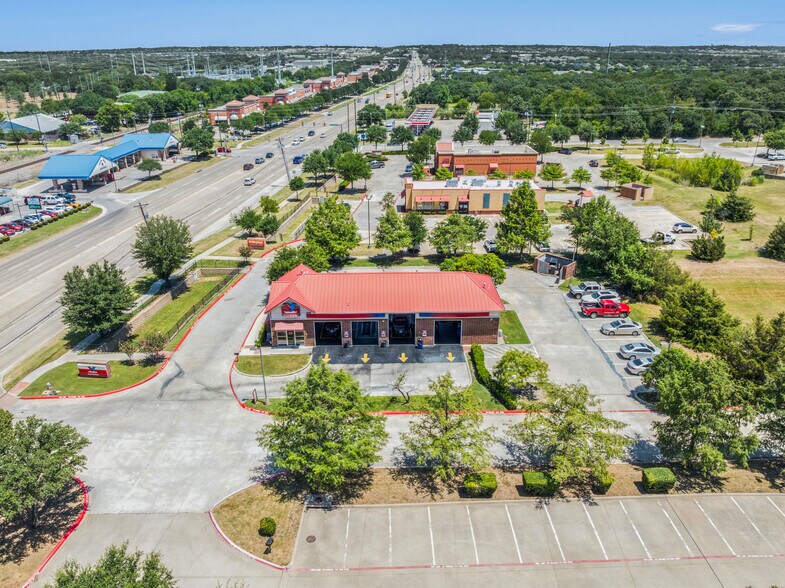 More Photos Of 1175 S Main St, Keller Auto Repair For Sale