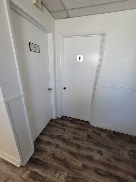 More Photos Of 1648-1650 Wilshire Blvd, Los Angeles Office Residential For Sale