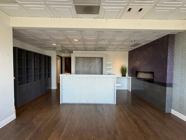 More Photos Of 101-201 E Vineyard Ave, Livermore Unknown For Lease