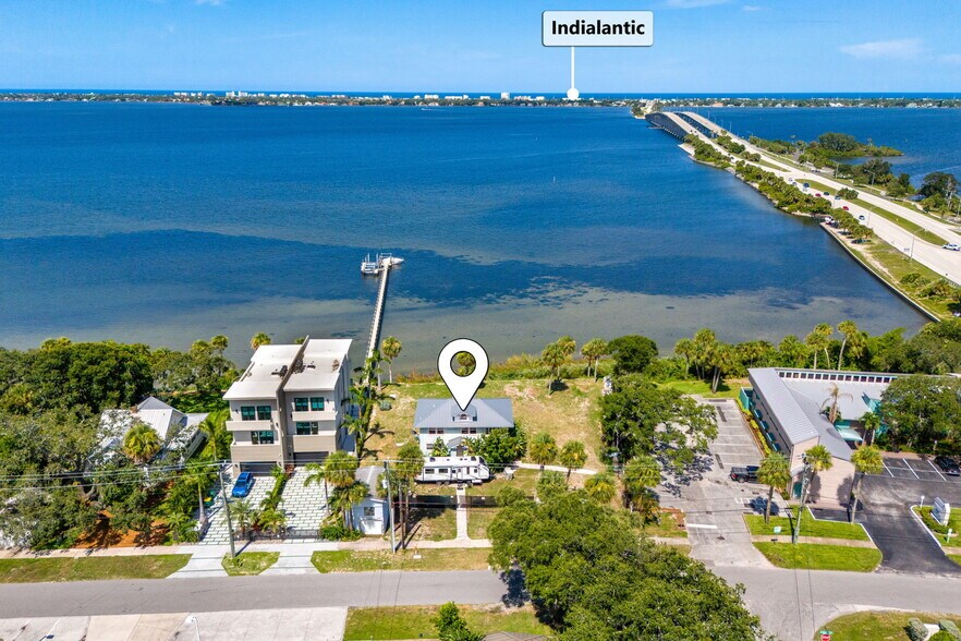 More Photos Of 1811 Riverview Dr, Melbourne Office Residential For Sale