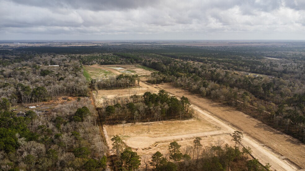 More Photos Of Highway 61, Hankamer Land For Sale