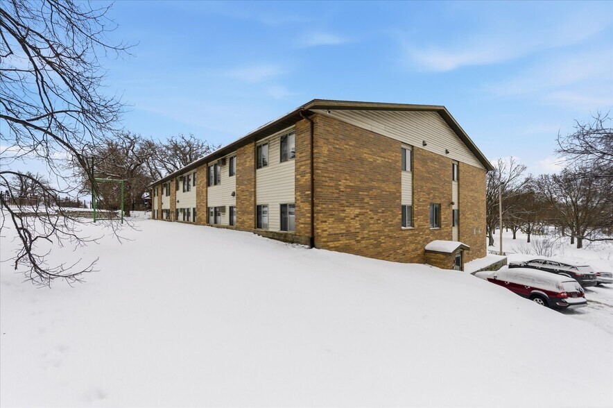 More Photos Of 1120 9th Ave S, Saint Cloud Apartments For Sale