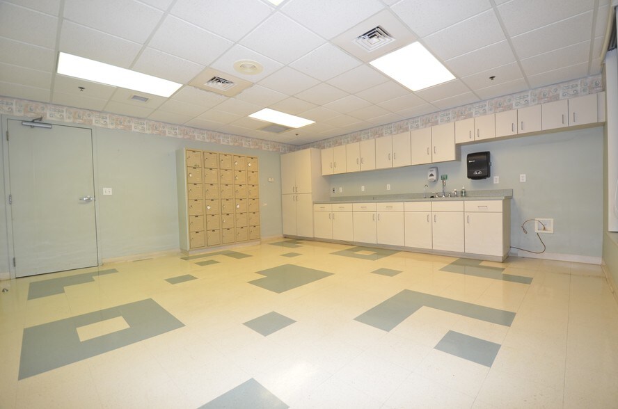 More Photos Of 1680 Dunlawton Ave, Port Orange Office For Sale