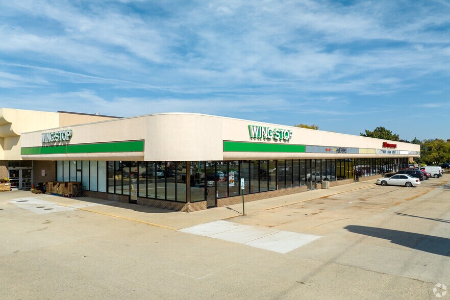 Primary Photo Of 2-80 Tyler Creek Plz, Elgin Unknown For Lease