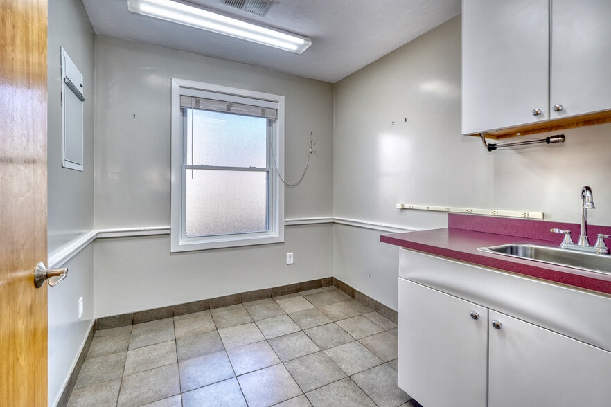 More Photos Of 1342 Main St, Walpole Medical For Sale