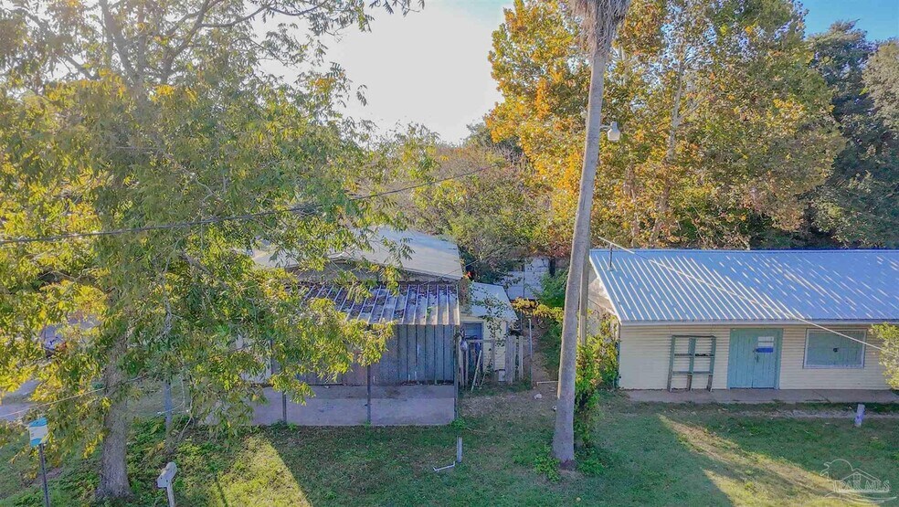More Photos Of 1201 T St, Pensacola Freestanding For Sale