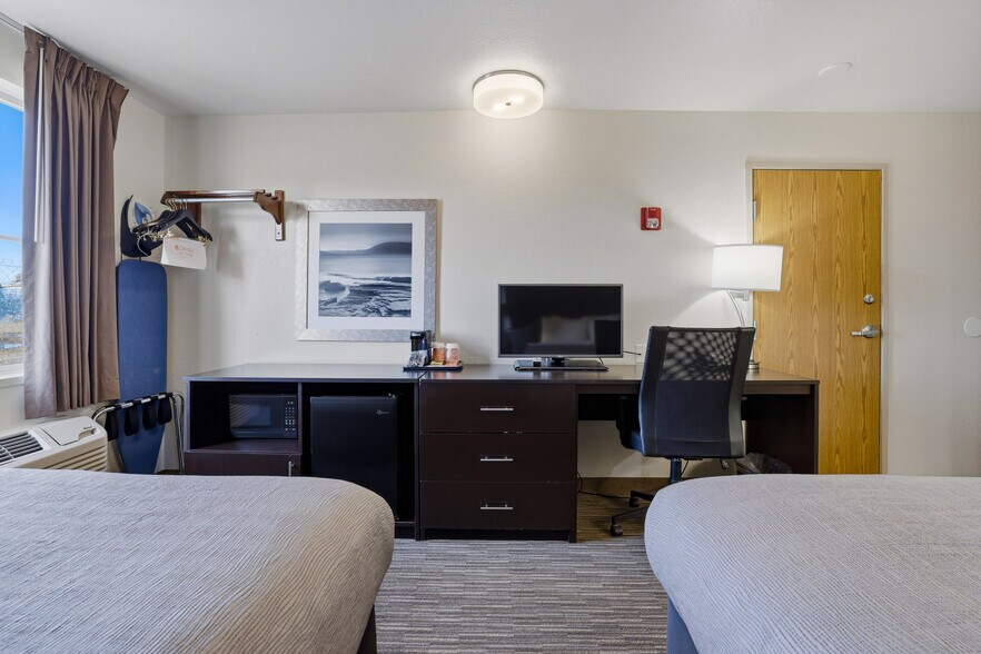 More Photos Of 1575 S Meridian Rd, Meridian Hotel For Sale