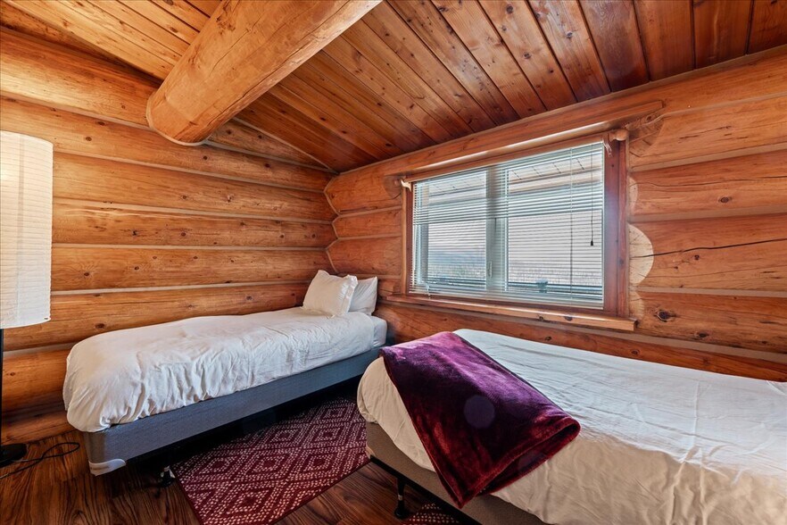 More Photos Of 1110 John Kalinas Rd, Fairbanks Hotel For Sale