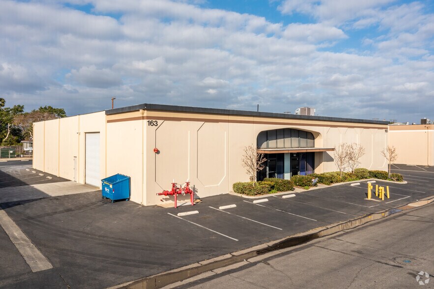 Primary Photo Of 163-165 E Freedom Ave, Anaheim Warehouse For Lease
