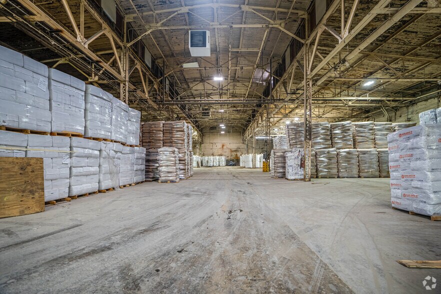 More Photos Of 10 Furnace St, Stanhope Manufacturing For Lease