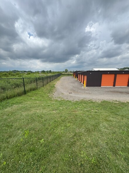 More Photos Of 2851 Business Pl SE, Massillon Self Storage For Sale