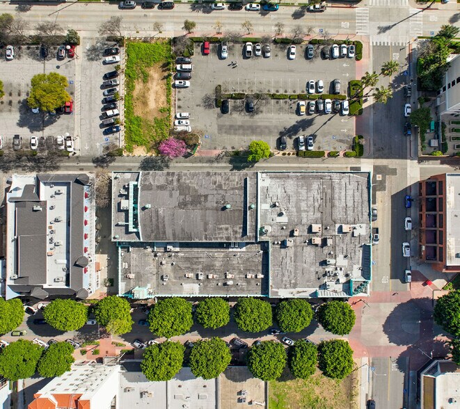 More Photos Of 7036-7058 Greenleaf Ave, Whittier Storefront For Sale