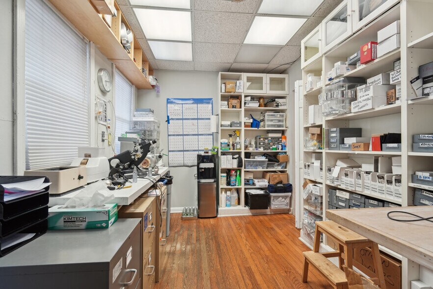 More Photos Of 393 Millburn Ave, Millburn Office Residential For Lease