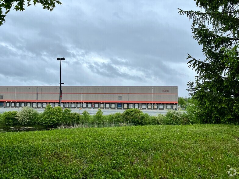 Primary Photo Of 1500 Corporate Blvd, Newburgh Warehouse For Lease
