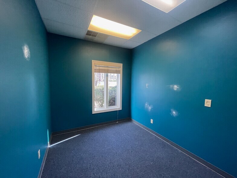 More Photos Of 78 Lynoak Cv, Jackson Medical For Sale