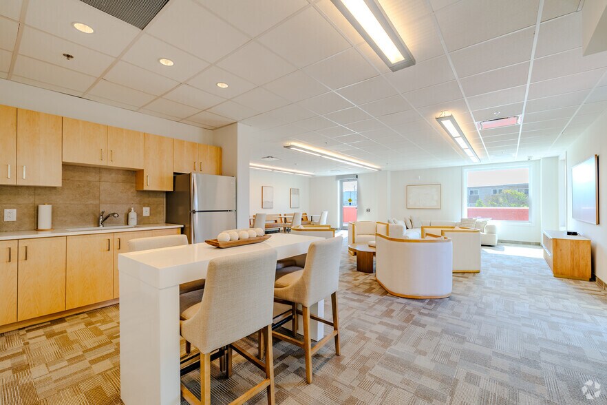 More Photos Of 301 Westmount Rd W, Kitchener Apartments For Lease