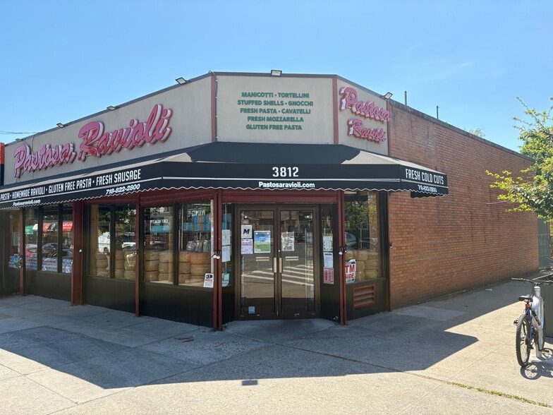 Primary Photo Of 3812-3824 E Tremont Ave, Bronx Storefront For Lease