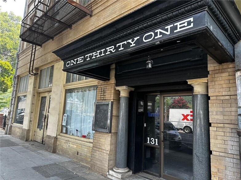 More Photos Of 131 W 1st St, Chico Storefront For Lease