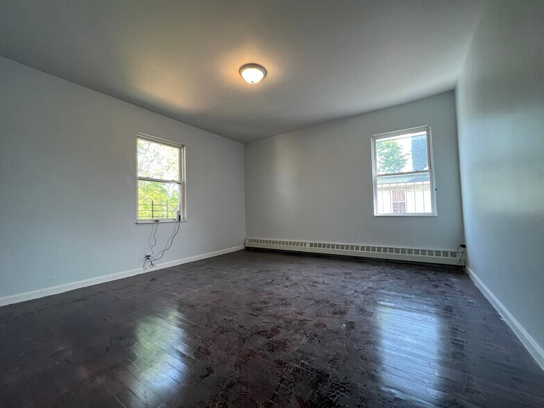 More Photos Of 1040 McBride St, Far Rockaway Apartments For Sale
