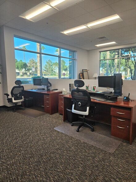 More Photos Of 2325 W Guadalupe Rd, Gilbert Unknown For Lease